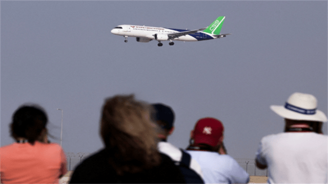 特朗普万万没想不到,没有适航证,C919也能飞出国门